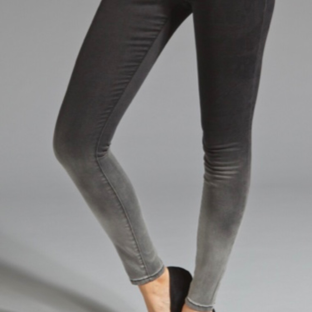 NWT Current/ Elliott “The Ankle Skinny Black Fade Jeans Size 24